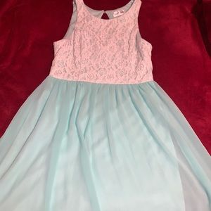 Cute blue dress!